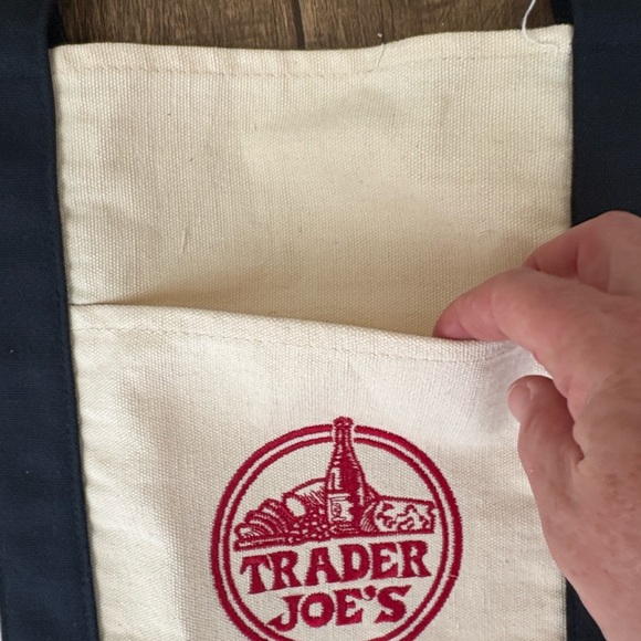 NWT! Trader Joe's Cream and Navy Blue Tote Bag - Picture 3 of 8